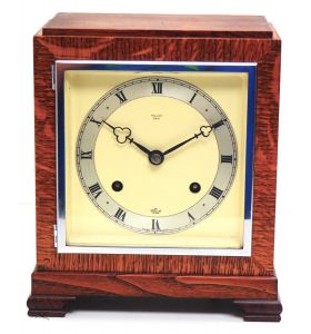 Antique Elliott 8-Day Striking Mantel Clock – Oak Cased Clock