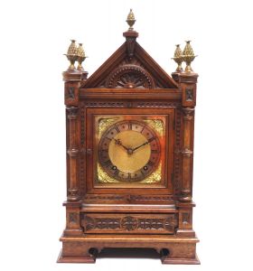 Superb Antique solid walnut 8-Day Mantel Clock Ting Tang Striking Bracket Clock by W&H