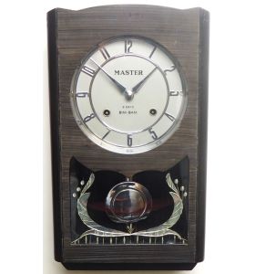 Vintage Master 8 Day Wall Clock – Striking Vienna Wall Clock