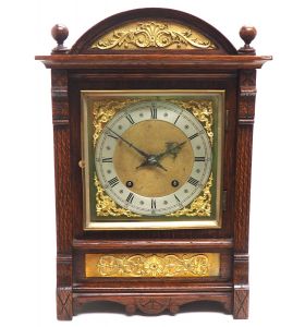 A Good Oak Cased Bracket Clock By W&H – Ormolu & Oak Arched Bracket Clock